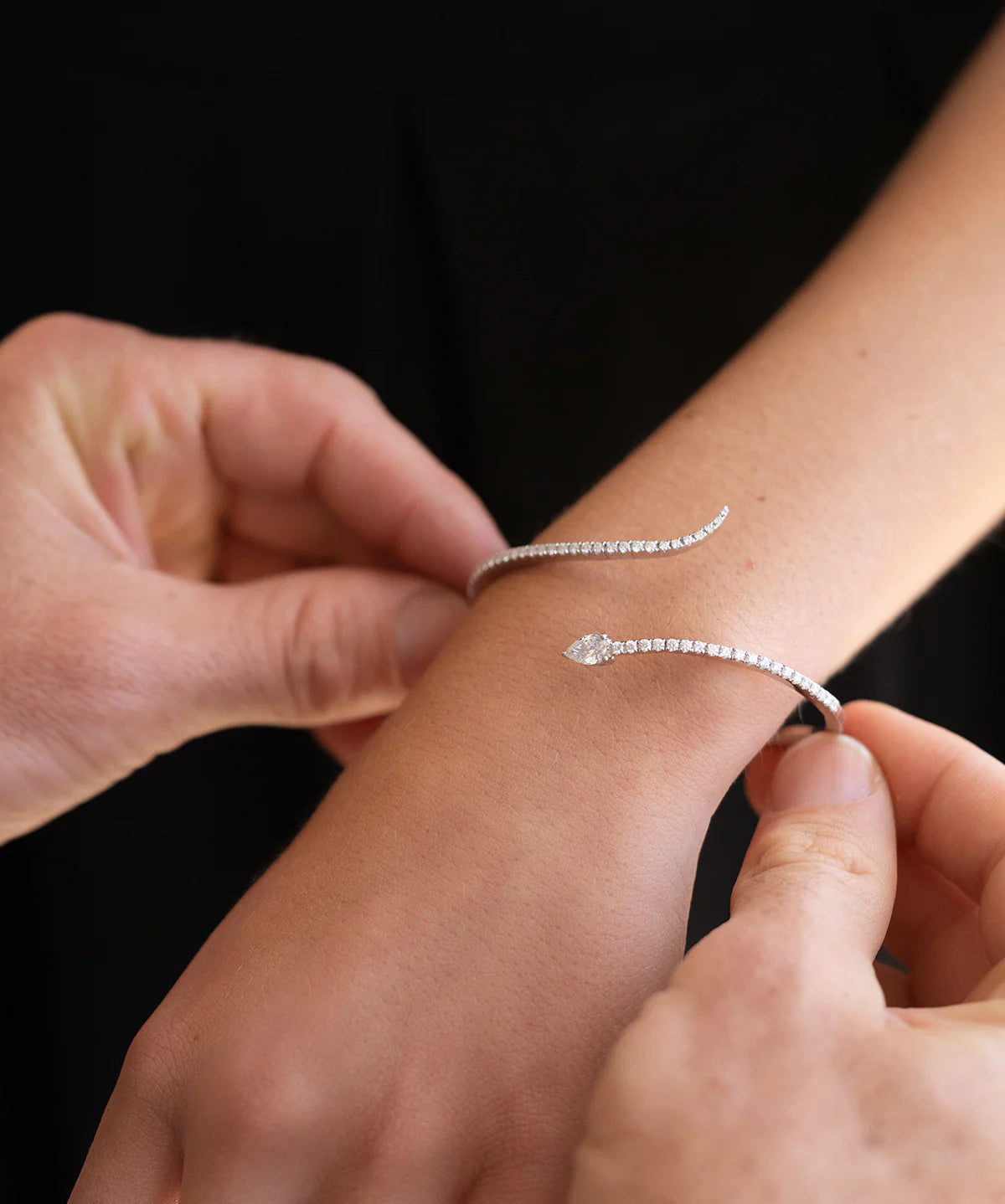 Bracelet Poire Ouvert