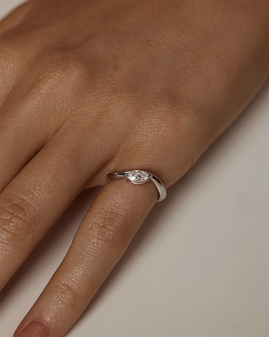 Bague Astra Marquise