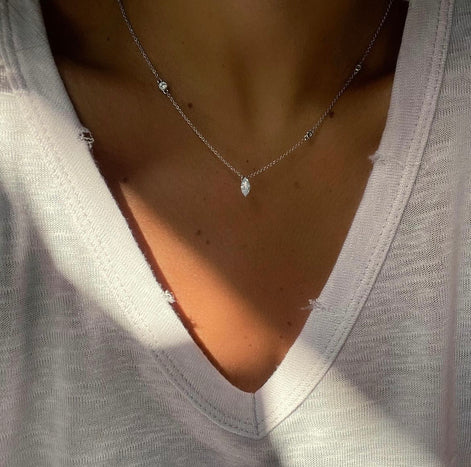 Collier Asymétrique Marquise