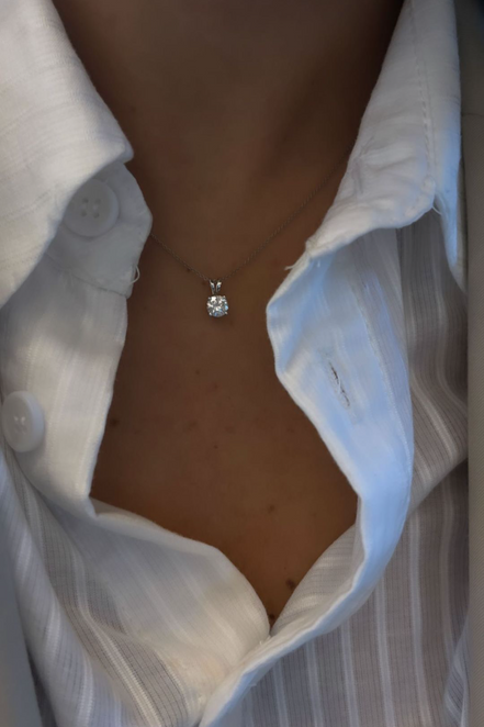 Collier Solitaire V