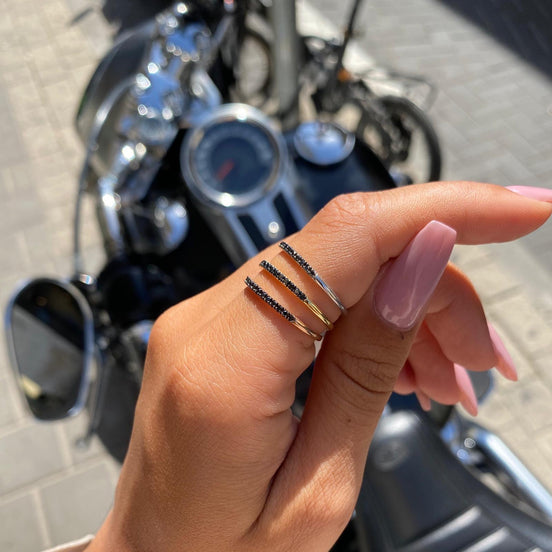 Bague Demi Alliance Ava Noire